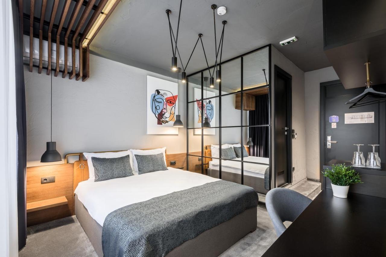 7 Rooms Suites 贝尔格莱德 外观 照片